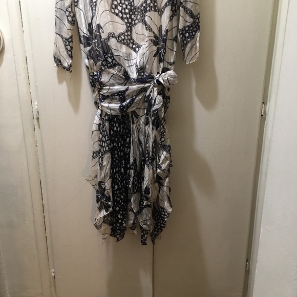 Black and White pure silk dress - Picture 2 of 5